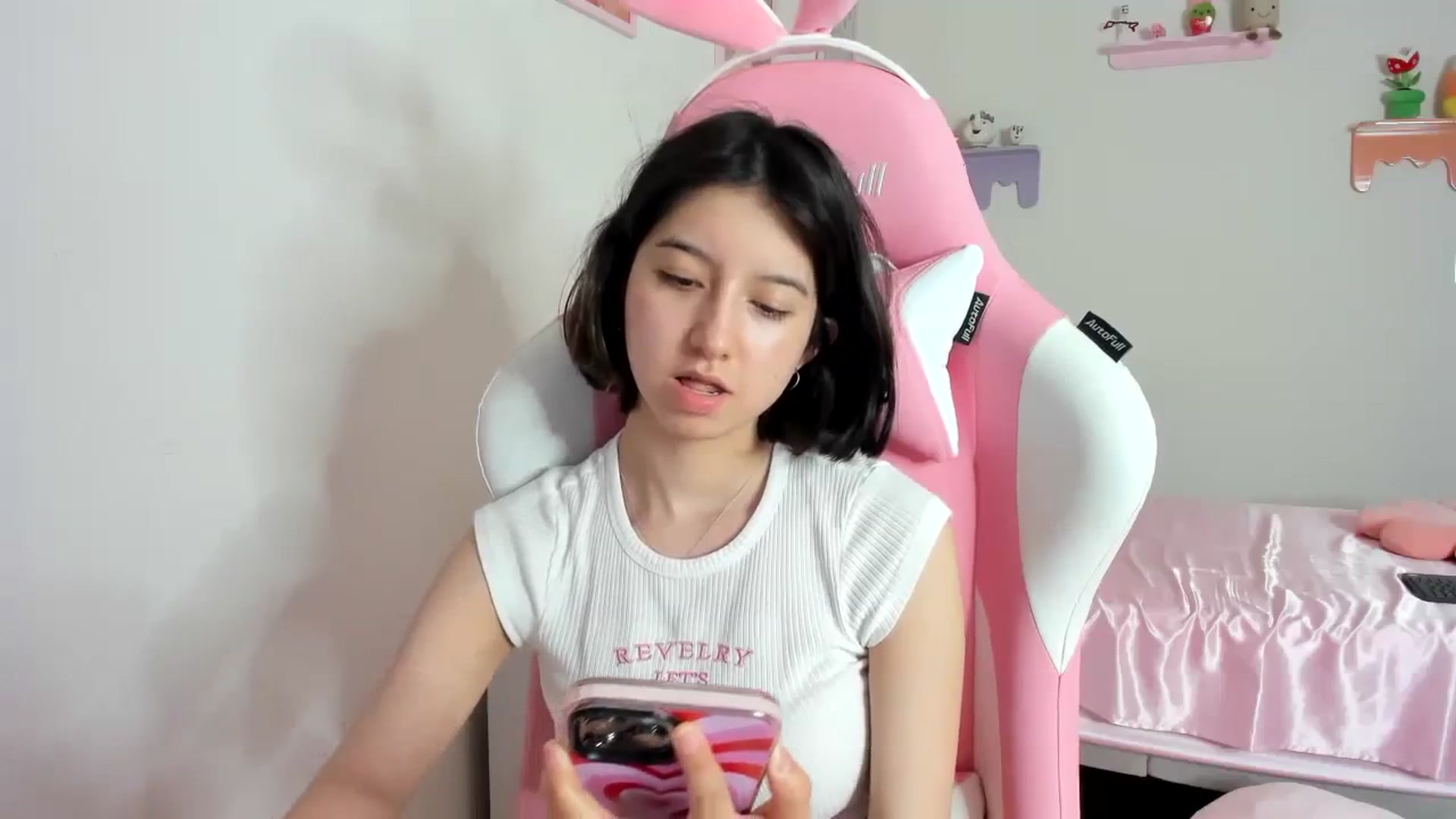 Gallery image thumbnail from Cherrycute666's myfreecams stream on, 08/24/2023, 07:57 image 8 of 20