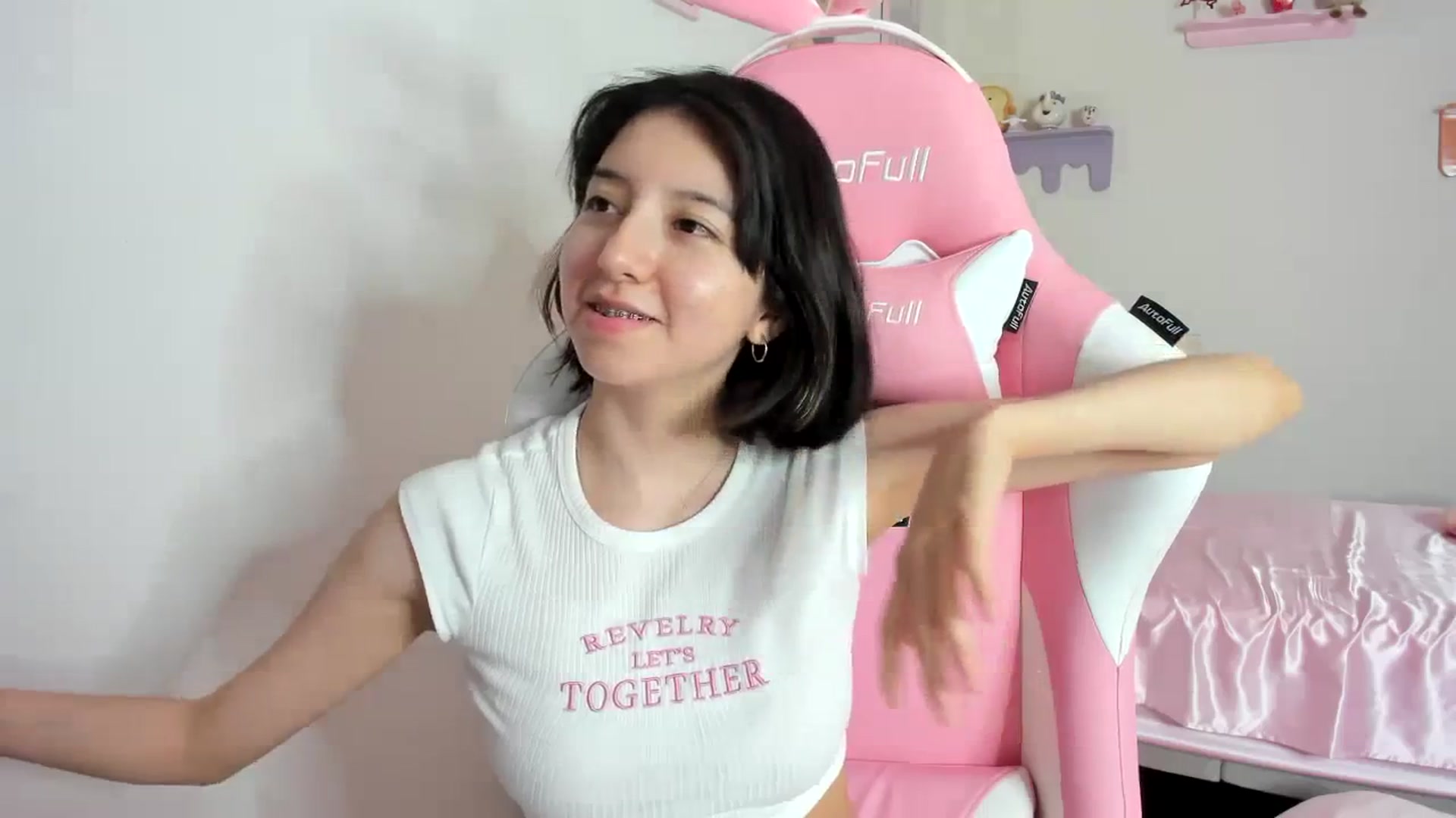 Gallery image thumbnail from Cherrycute666's myfreecams stream on, 08/24/2023, 07:57 image 19 of 20