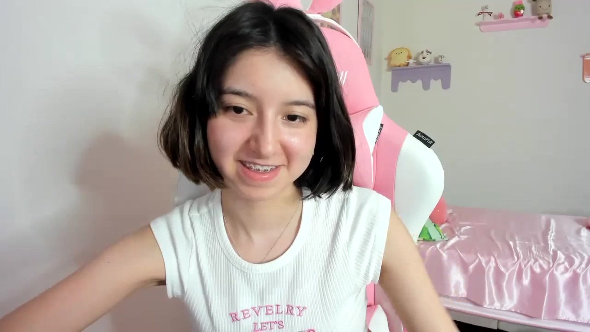 Gallery image thumbnail from Cherrycute666's myfreecams stream on, 08/24/2023, 07:57 image 13 of 20