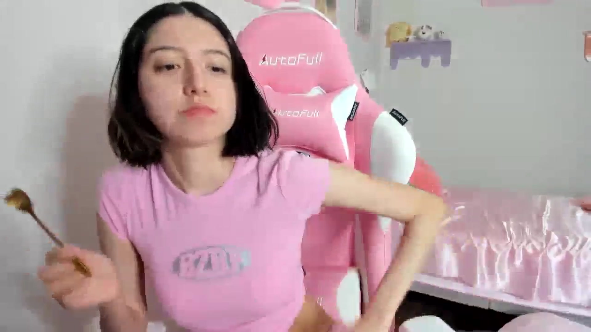 Gallery image thumbnail from Cherrycute666's myfreecams stream on, 08/24/2023, 09:05 image 16 of 20