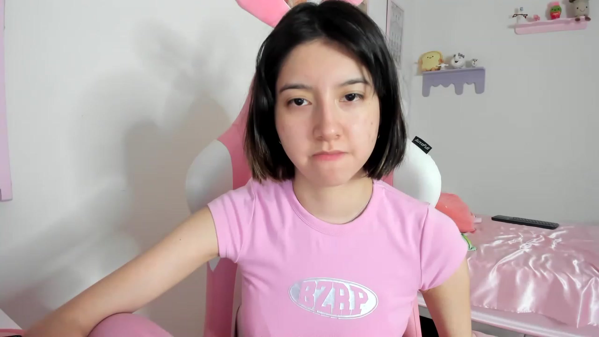 Gallery image thumbnail from Cherrycute666's myfreecams stream on, 08/25/2023, 08:08 image 7 of 20