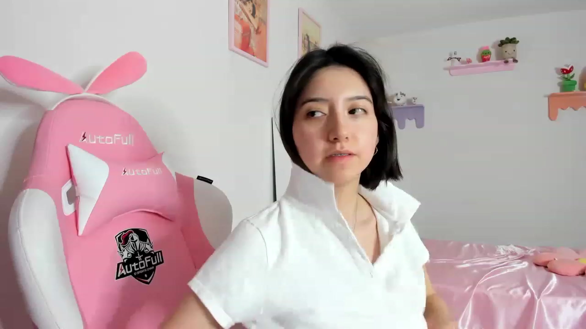 Gallery image thumbnail from Cherrycute666's myfreecams stream on, 08/26/2023, 23:55 image 6 of 20