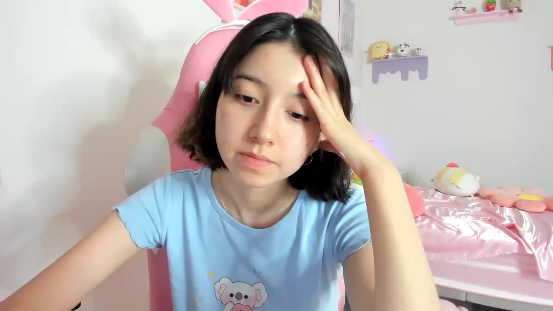 Gallery image thumbnail from Cherrycute666's myfreecams stream on, 08/27/2023, 14:14 image 7 of 20