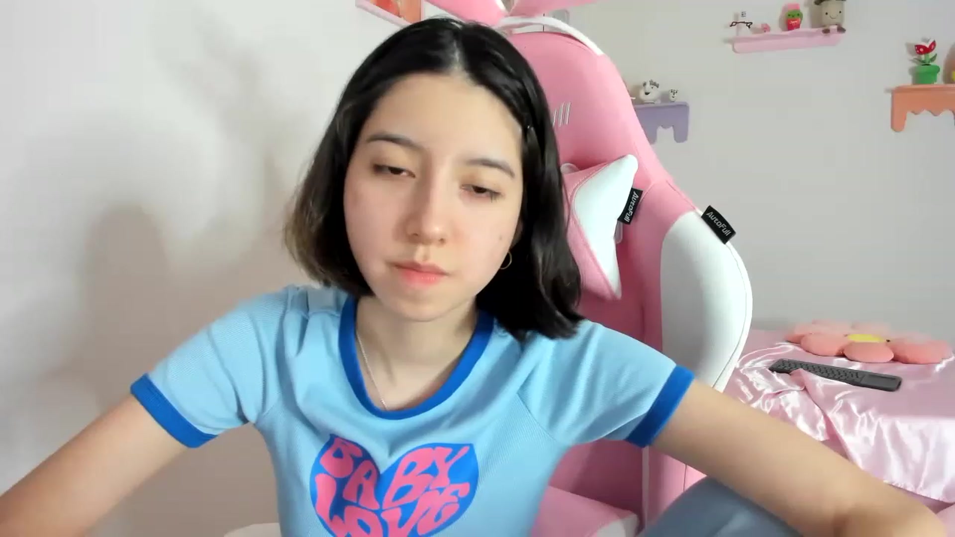 Gallery image thumbnail from Cherrycute666's myfreecams stream on, 08/28/2023, 06:59 image 13 of 20