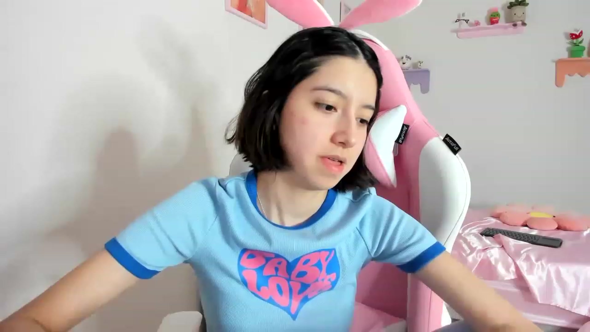 Gallery image thumbnail from Cherrycute666's myfreecams stream on, 08/28/2023, 06:59 image 9 of 20