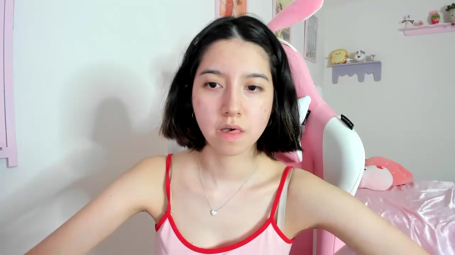 Gallery image thumbnail from Cherrycute666's myfreecams stream on, 08/31/2023, 05:05 image 16 of 20