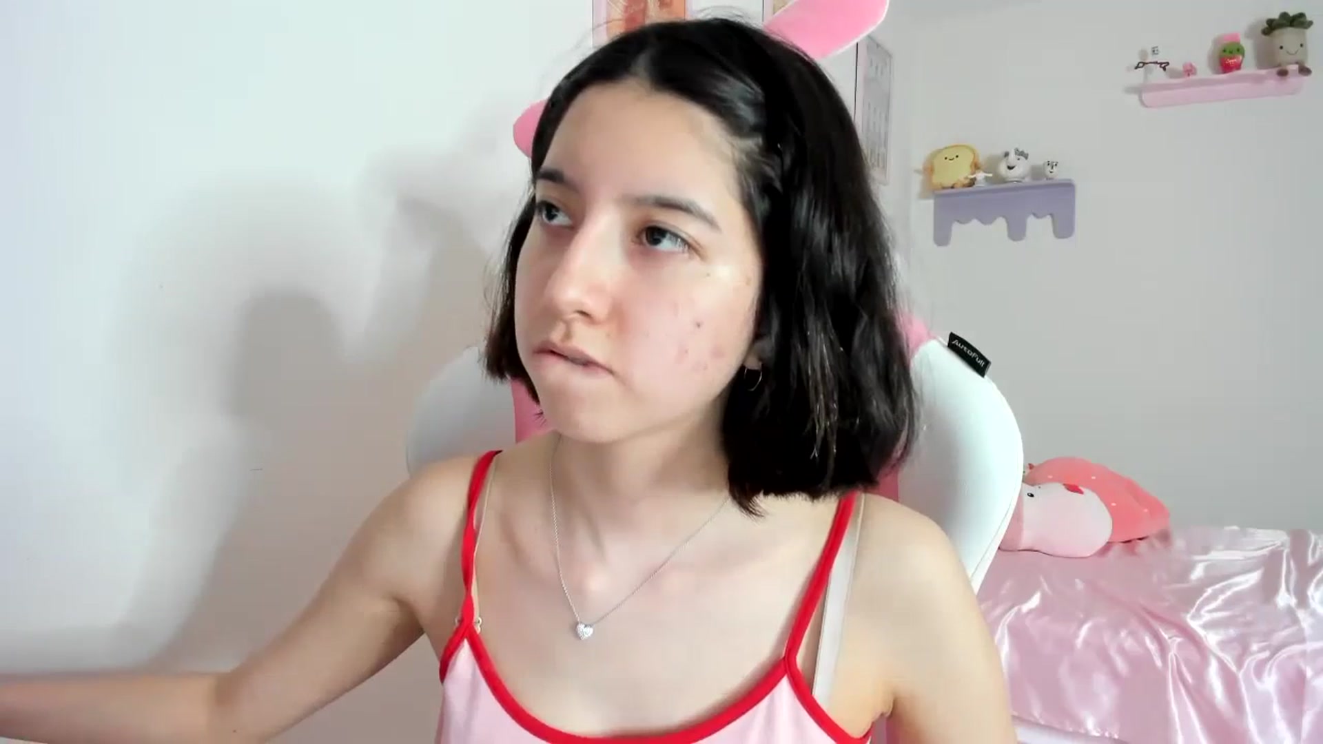 Gallery image thumbnail from Cherrycute666's myfreecams stream on, 08/31/2023, 05:05 image 12 of 20