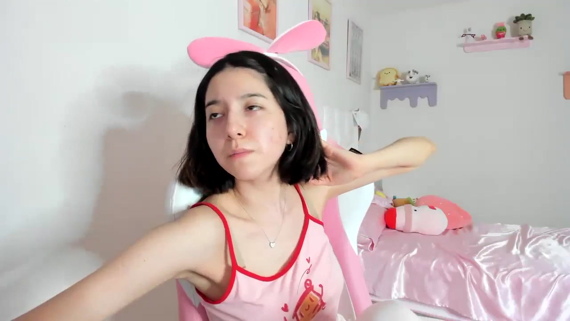 Gallery image thumbnail from Cherrycute666's myfreecams stream on, 08/31/2023, 06:49 image 8 of 20