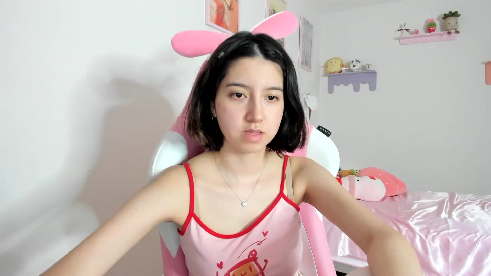 Gallery image thumbnail from Cherrycute666's myfreecams stream on, 08/31/2023, 06:49 image 6 of 20