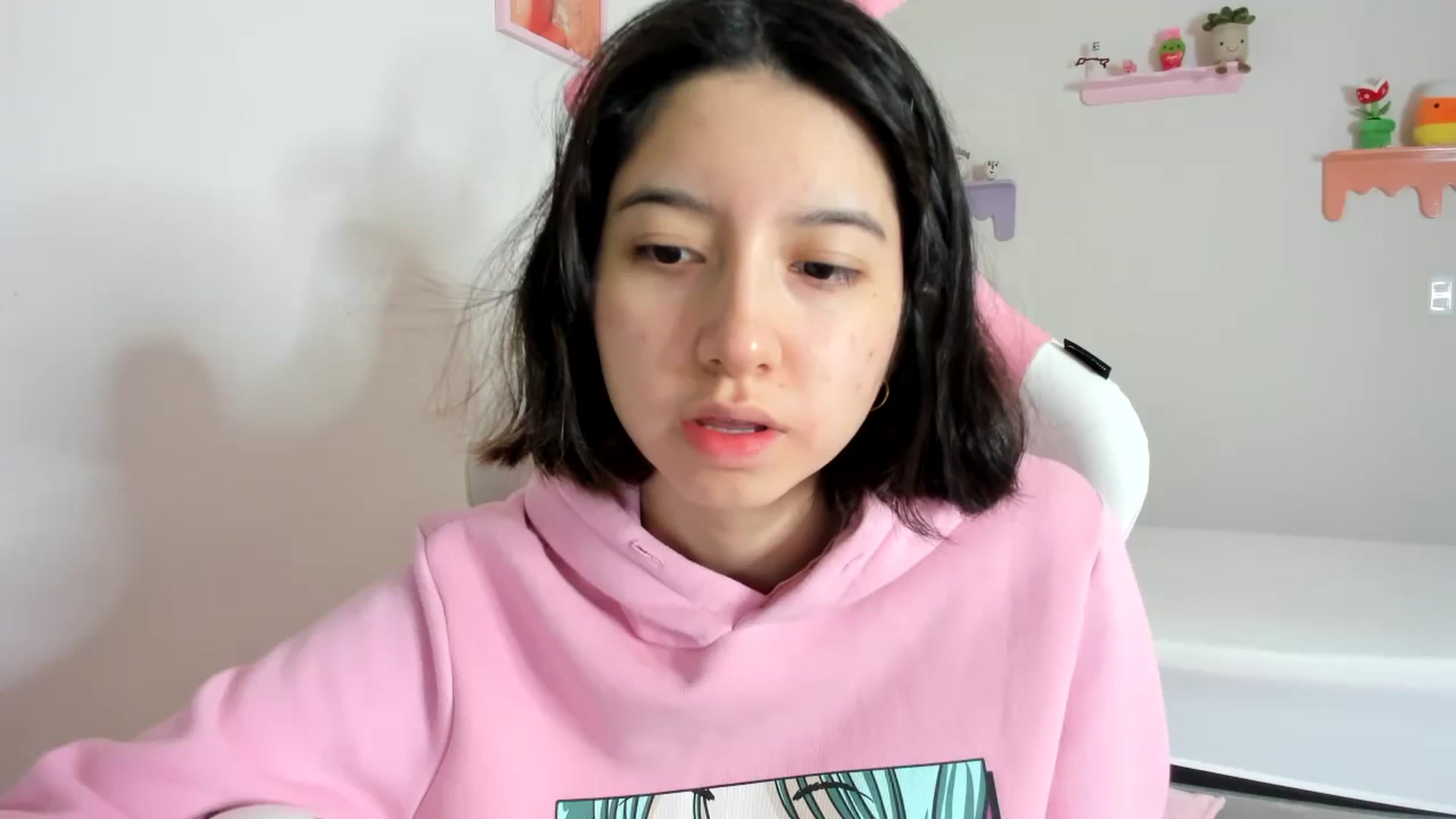 Gallery image thumbnail from Cherrycute666's myfreecams stream on, 09/03/2023, 13:06 image 1 of 20