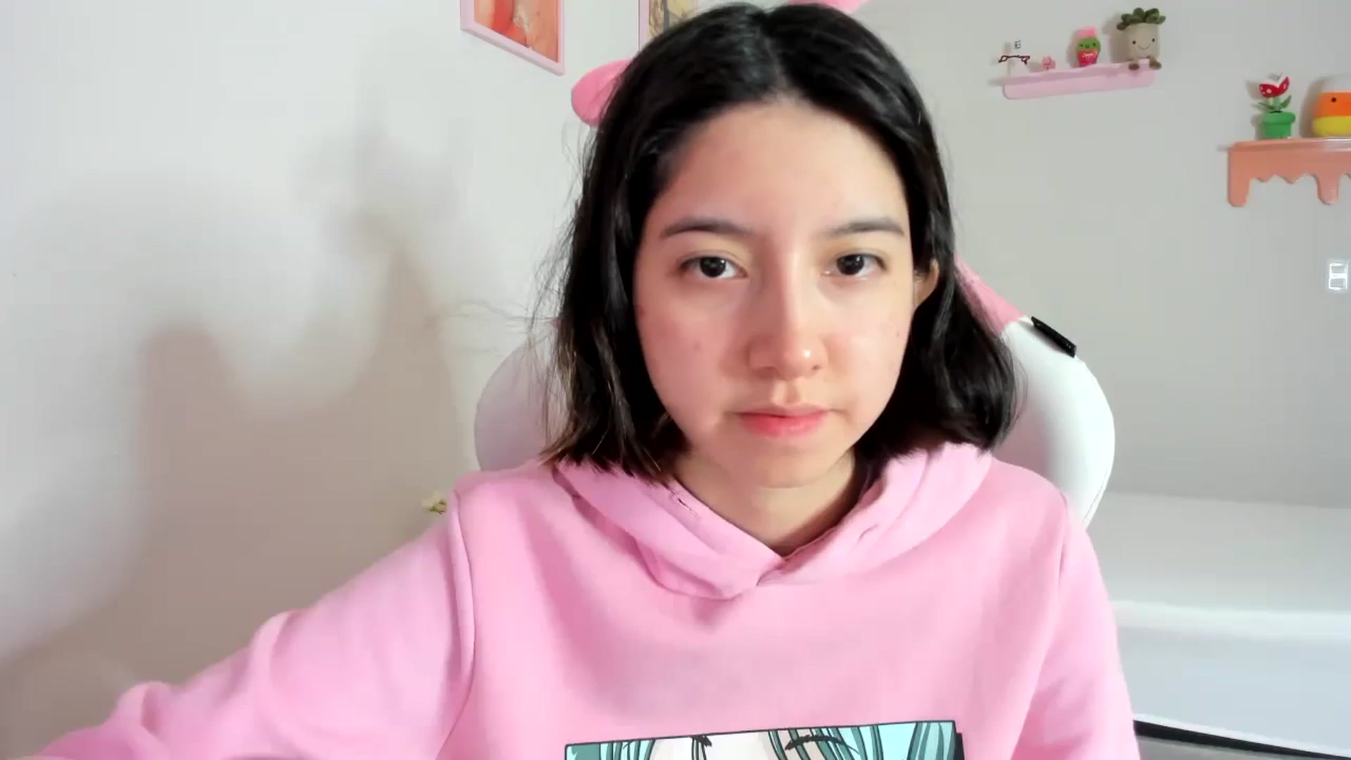 Gallery image thumbnail from Cherrycute666's myfreecams stream on, 09/03/2023, 13:06 image 8 of 20