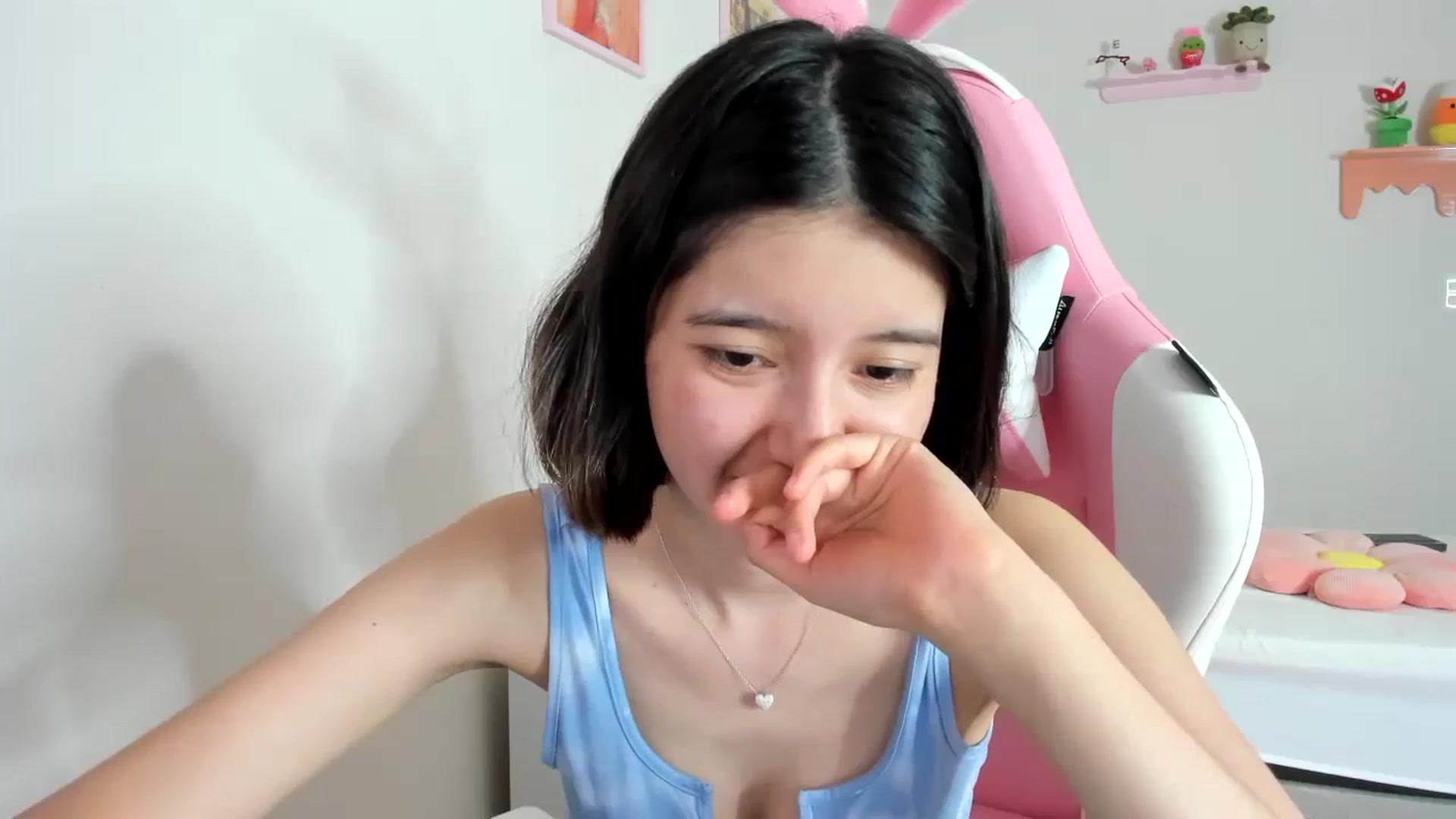 Gallery image thumbnail from Cherrycute666's myfreecams stream on, 09/05/2023, 04:08 image 10 of 20