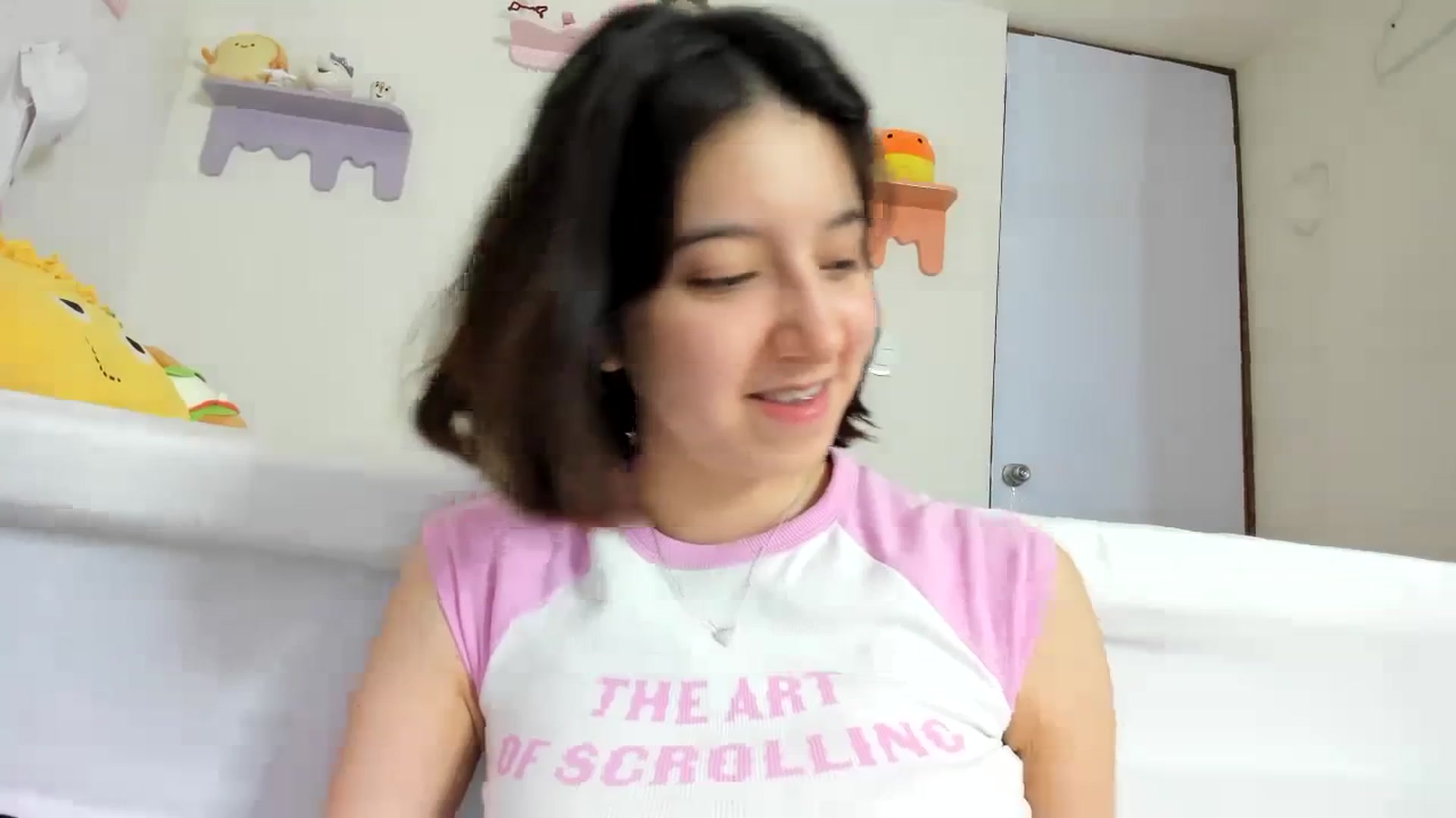 Gallery image thumbnail from Cherrycute666's myfreecams stream on, 09/06/2023, 23:05 image 20 of 20