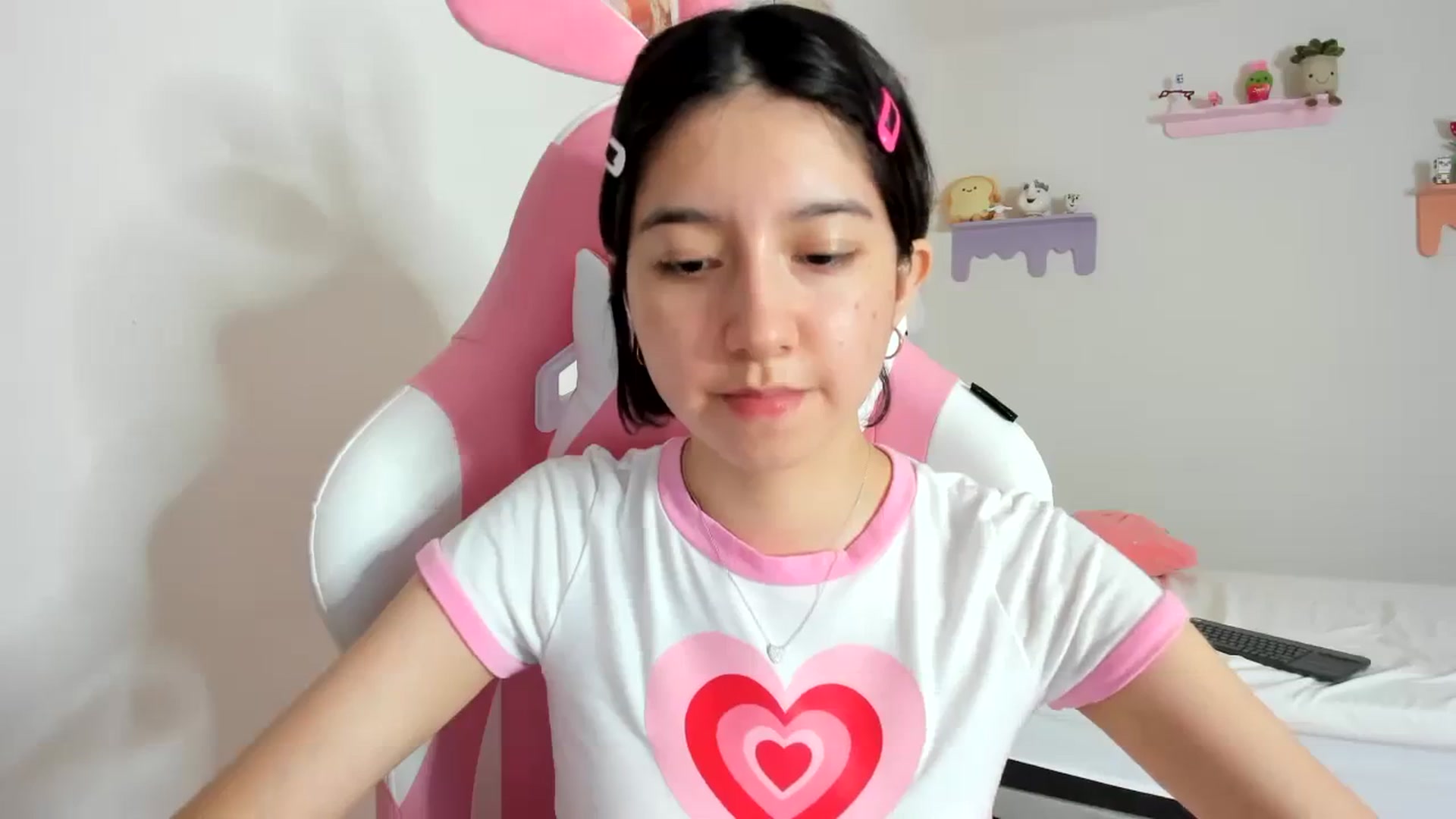 Gallery image thumbnail from Cherrycute666's myfreecams stream on, 09/08/2023, 04:42 image 9 of 20