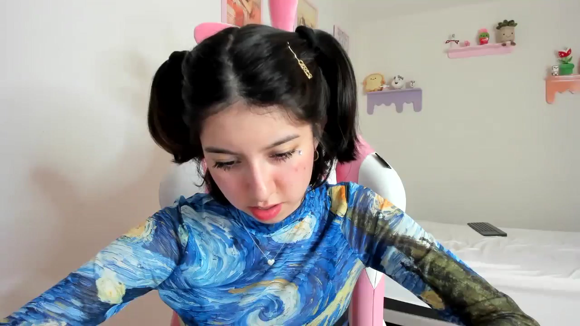 Gallery image thumbnail from Cherrycute666's myfreecams stream on, 09/08/2023, 21:36 image 15 of 20