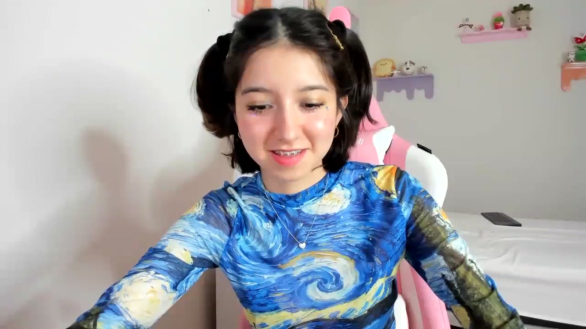 Gallery image thumbnail from Cherrycute666's myfreecams stream on, 09/09/2023, 01:58 image 9 of 20