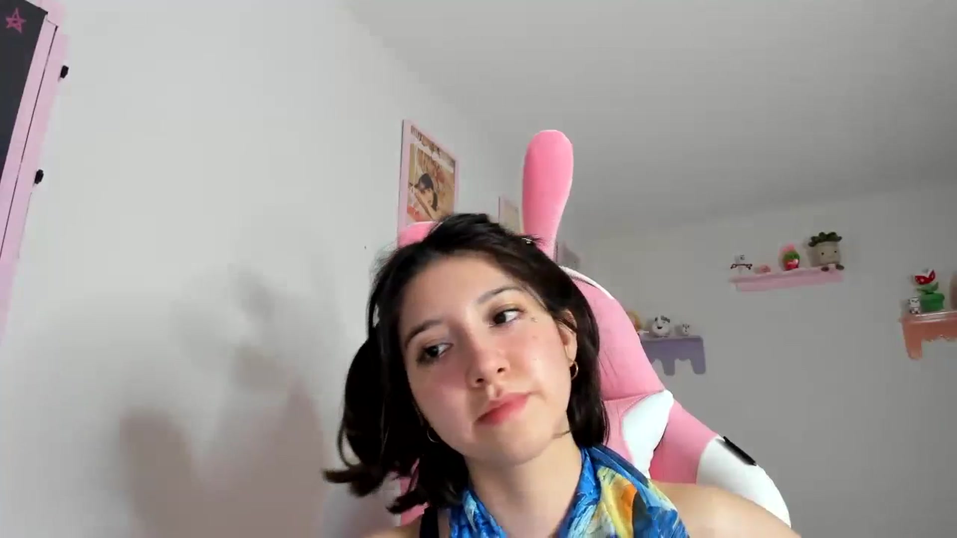 Gallery image thumbnail from Cherrycute666's myfreecams stream on, 09/09/2023, 04:47 image 3 of 20