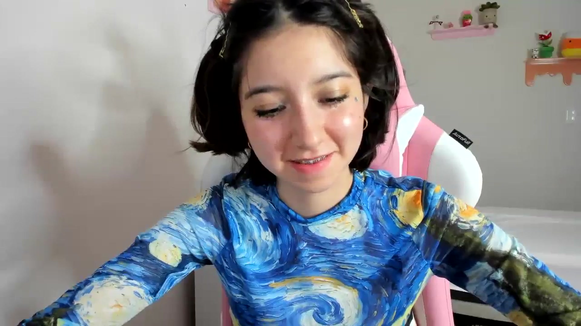 Gallery image thumbnail from Cherrycute666's myfreecams stream on, 09/09/2023, 08:00 image 10 of 20