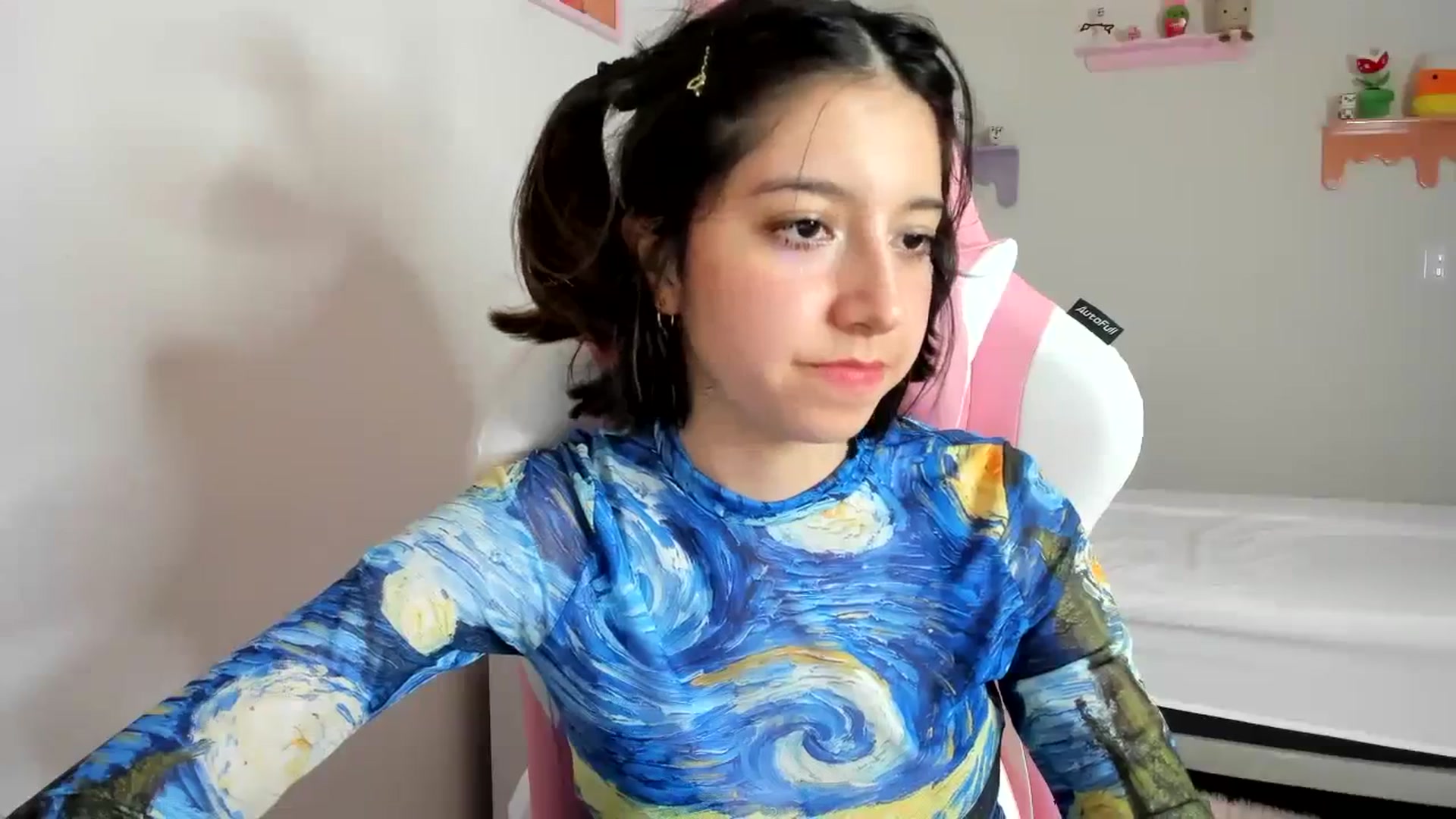 Gallery image thumbnail from Cherrycute666's myfreecams stream on, 09/09/2023, 08:00 image 11 of 20