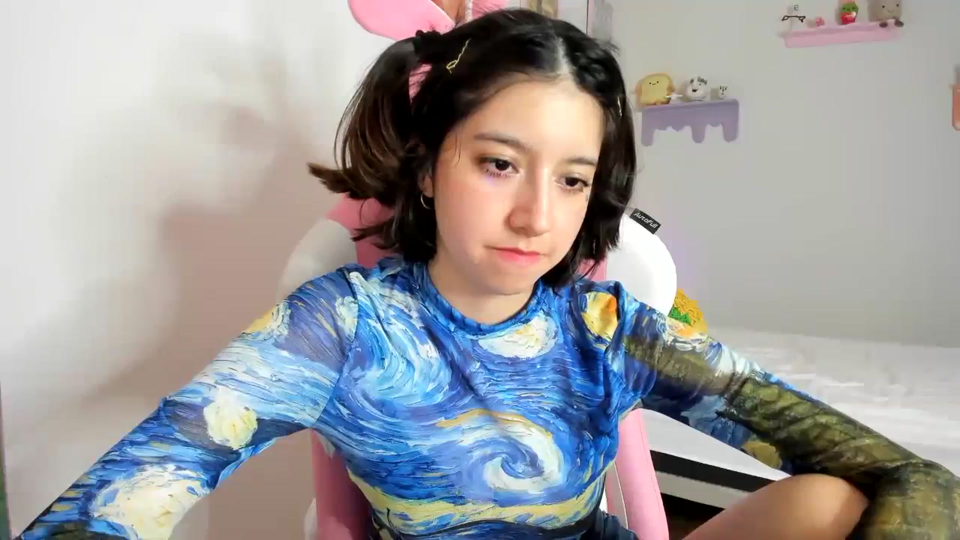 Gallery image thumbnail from Cherrycute666's myfreecams stream on, 09/09/2023, 09:44 image 11 of 20