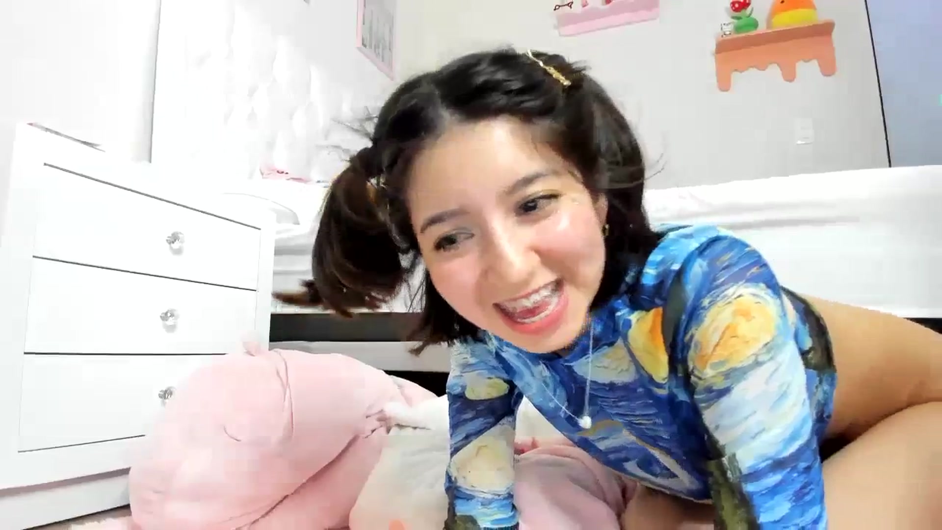 Gallery image thumbnail from Cherrycute666's myfreecams stream on, 09/09/2023, 10:27 image 6 of 20