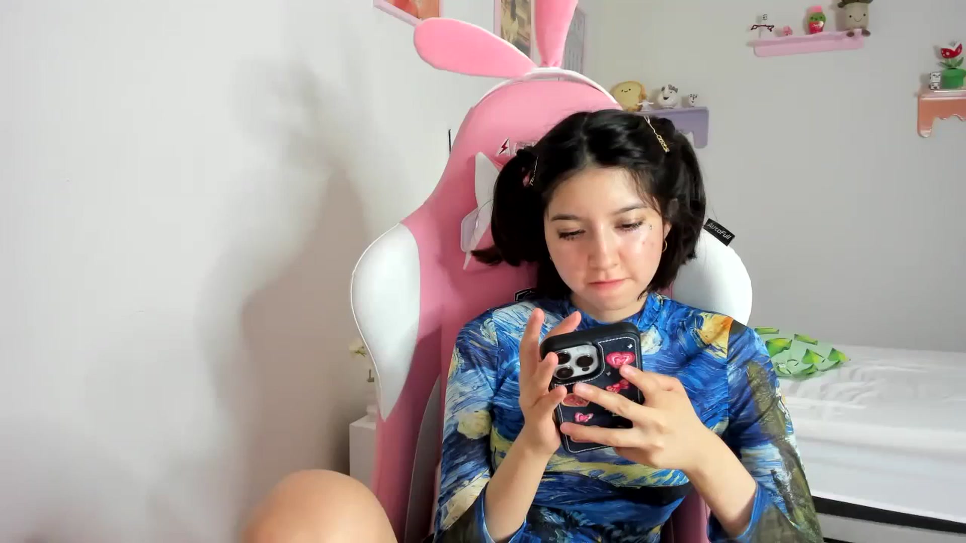Gallery image thumbnail from Cherrycute666's myfreecams stream on, 09/09/2023, 11:03 image 1 of 20