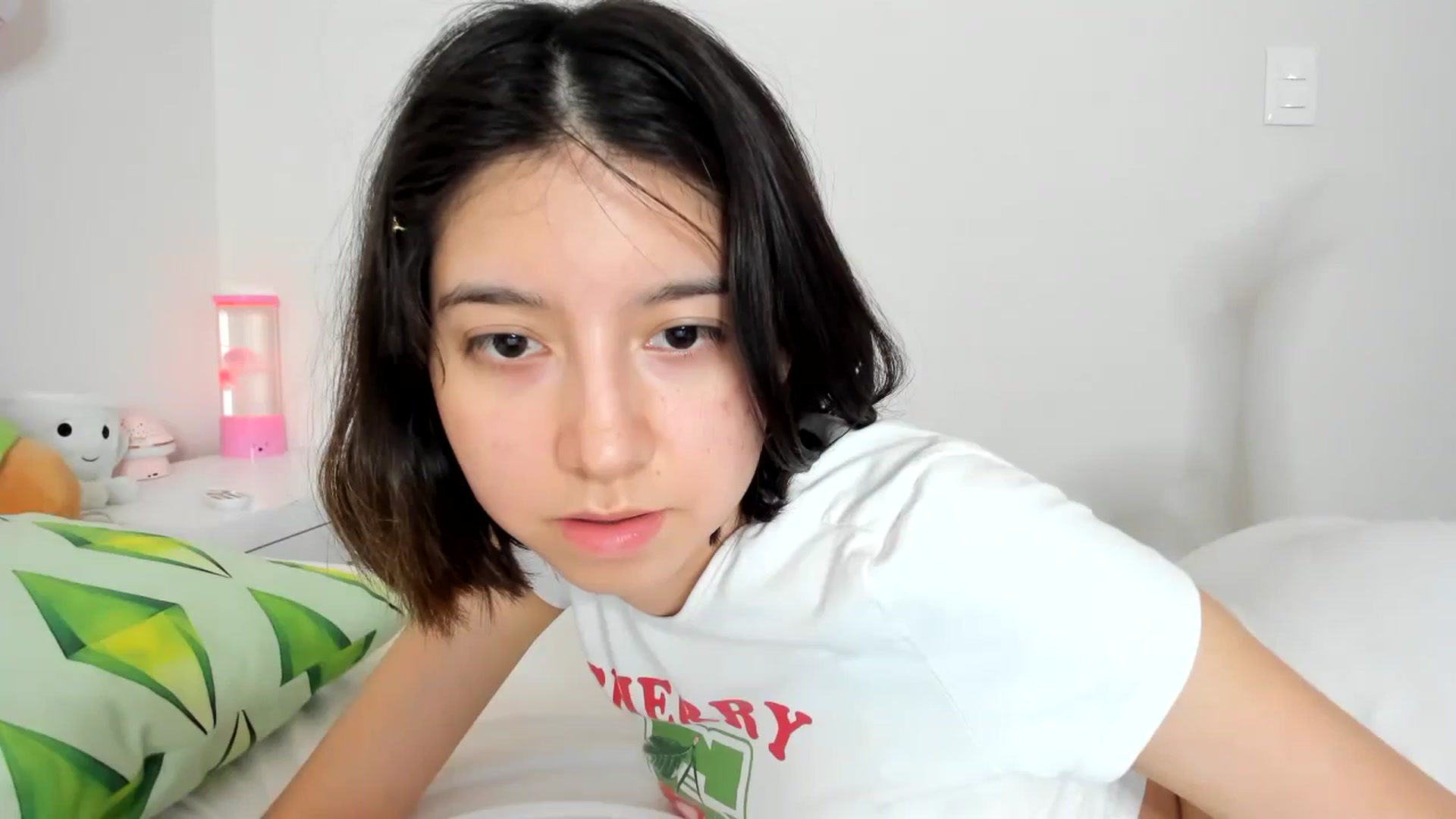 Gallery image thumbnail from Cherrycute666's myfreecams stream on, 09/10/2023, 08:22 image 4 of 20