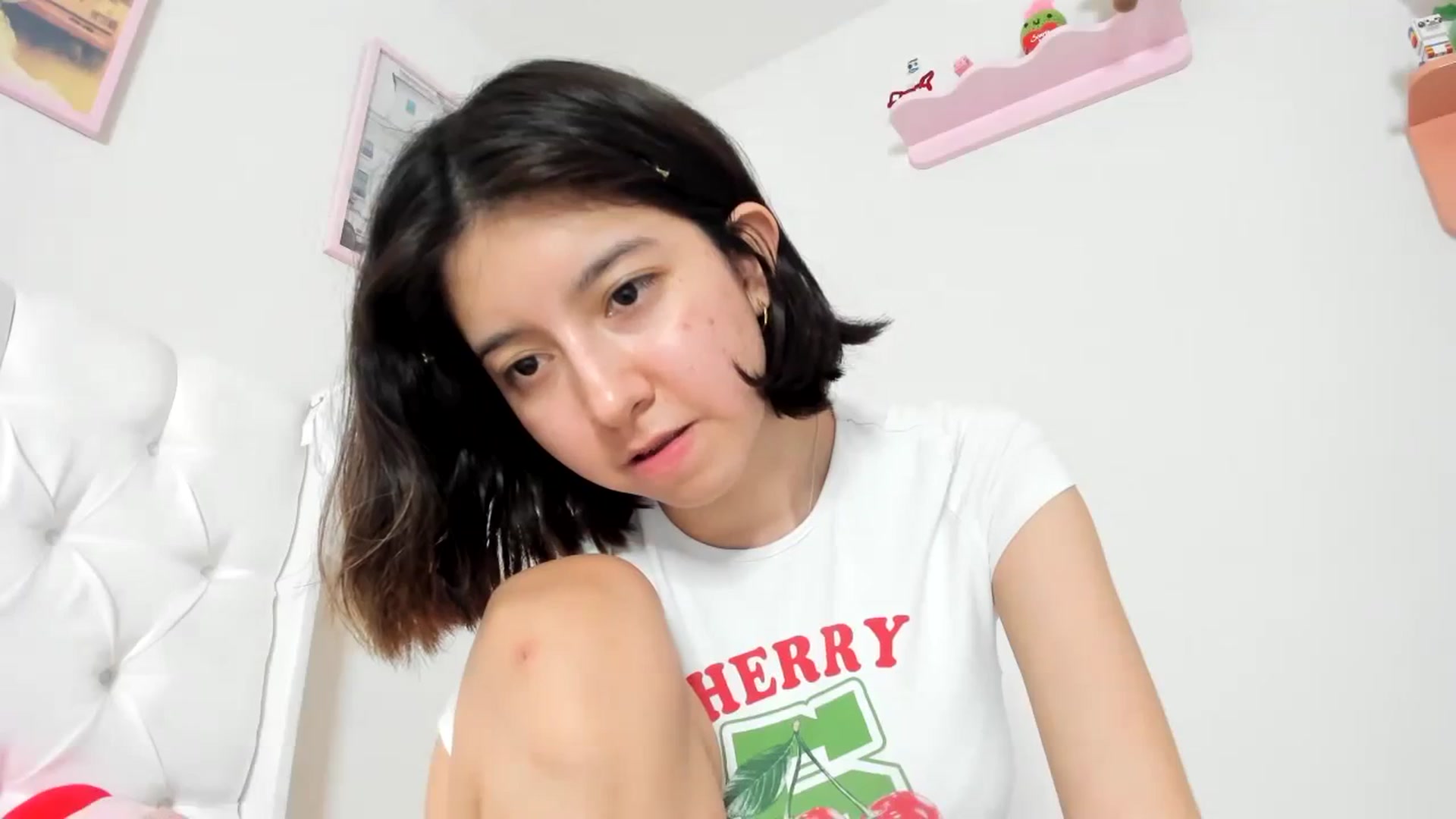 Gallery image thumbnail from Cherrycute666's myfreecams stream on, 09/10/2023, 10:18 image 18 of 20