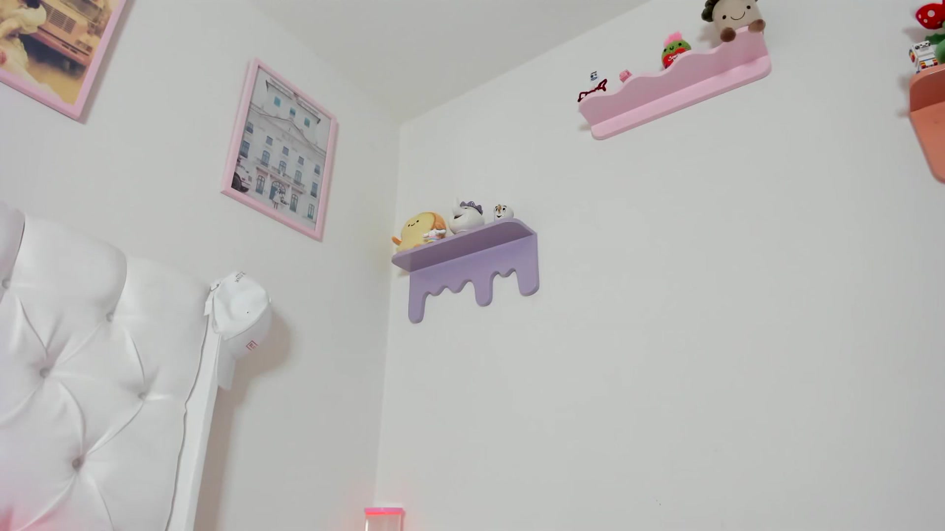 Gallery image thumbnail from Cherrycute666's myfreecams stream on, 09/10/2023, 10:18 image 19 of 20