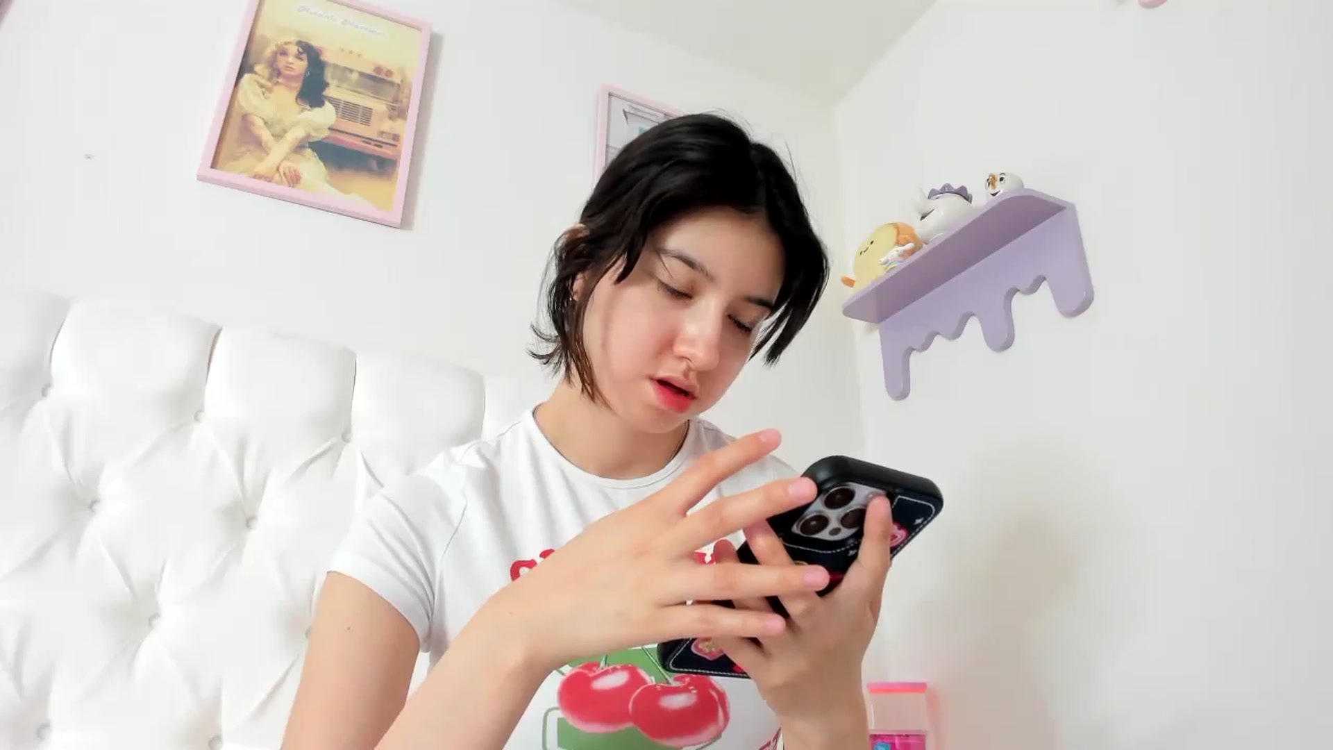 Gallery image thumbnail from Cherrycute666's myfreecams stream on, 09/10/2023, 16:19 image 11 of 20