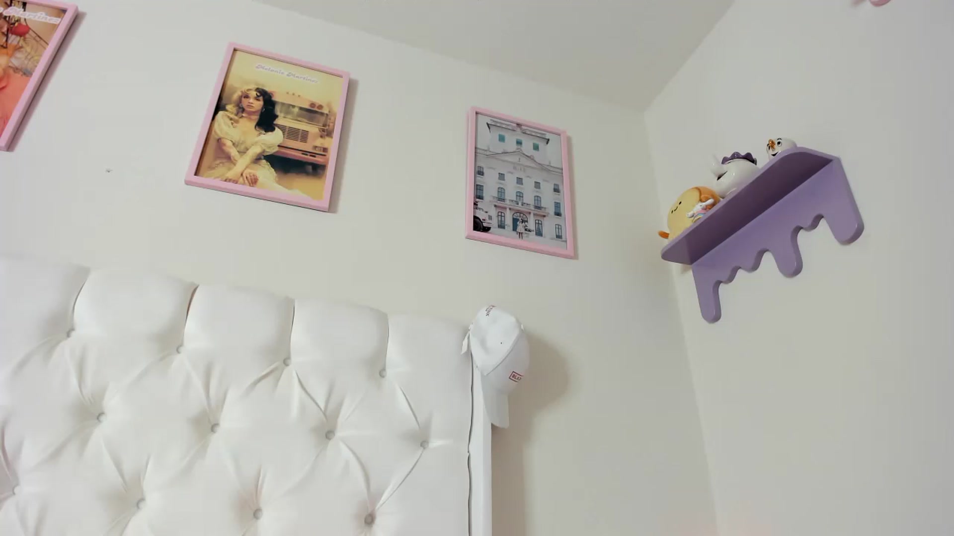Gallery image thumbnail from Cherrycute666's myfreecams stream on, 09/10/2023, 17:32 image 6 of 20