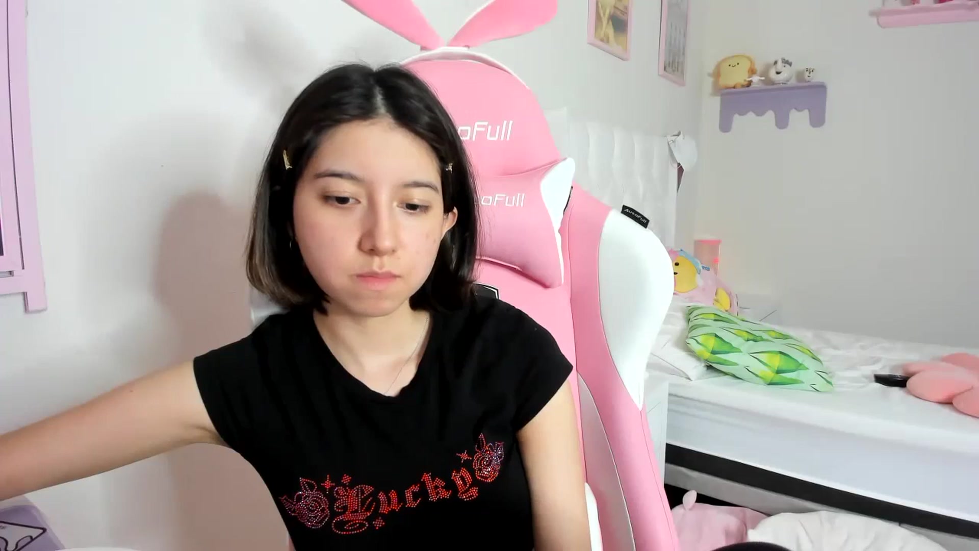 Gallery image thumbnail from Cherrycute666's myfreecams stream on, 09/11/2023, 06:16 image 12 of 20