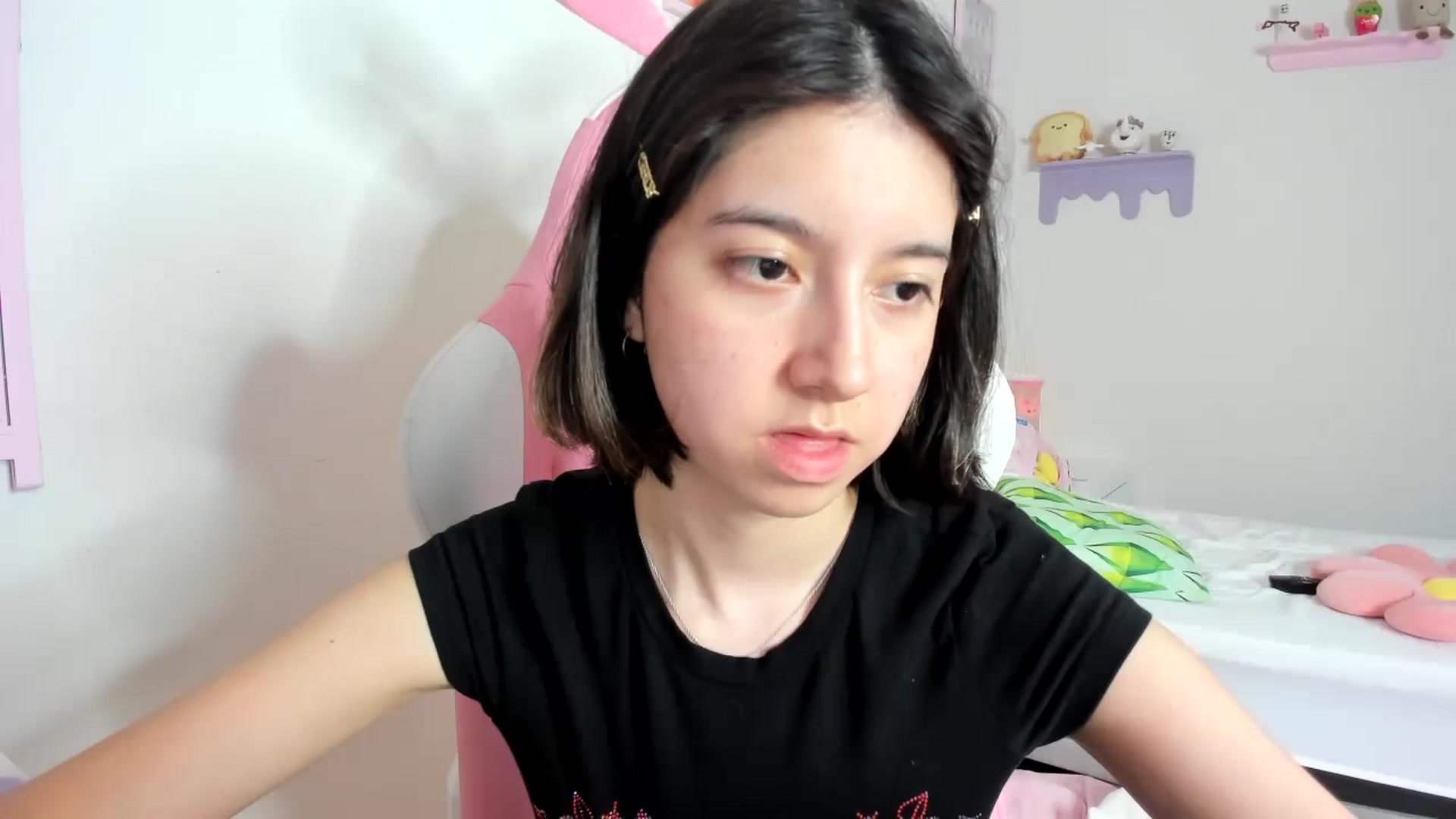 Gallery image thumbnail from Cherrycute666's myfreecams stream on, 09/11/2023, 06:16 image 15 of 20