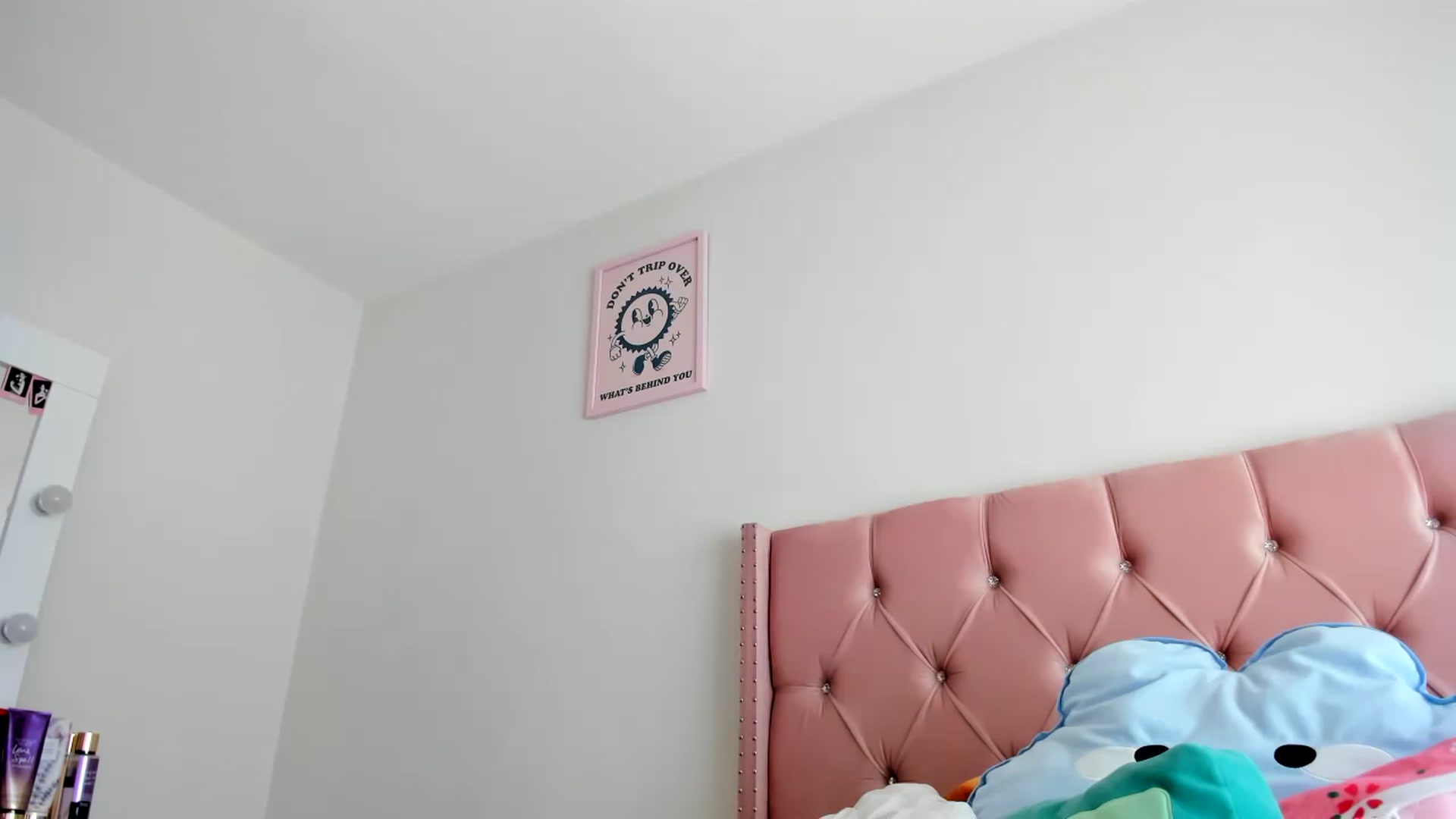 Gallery image thumbnail from Cherrycute666's myfreecams stream on, 09/12/2023, 24:02 image 1 of 20