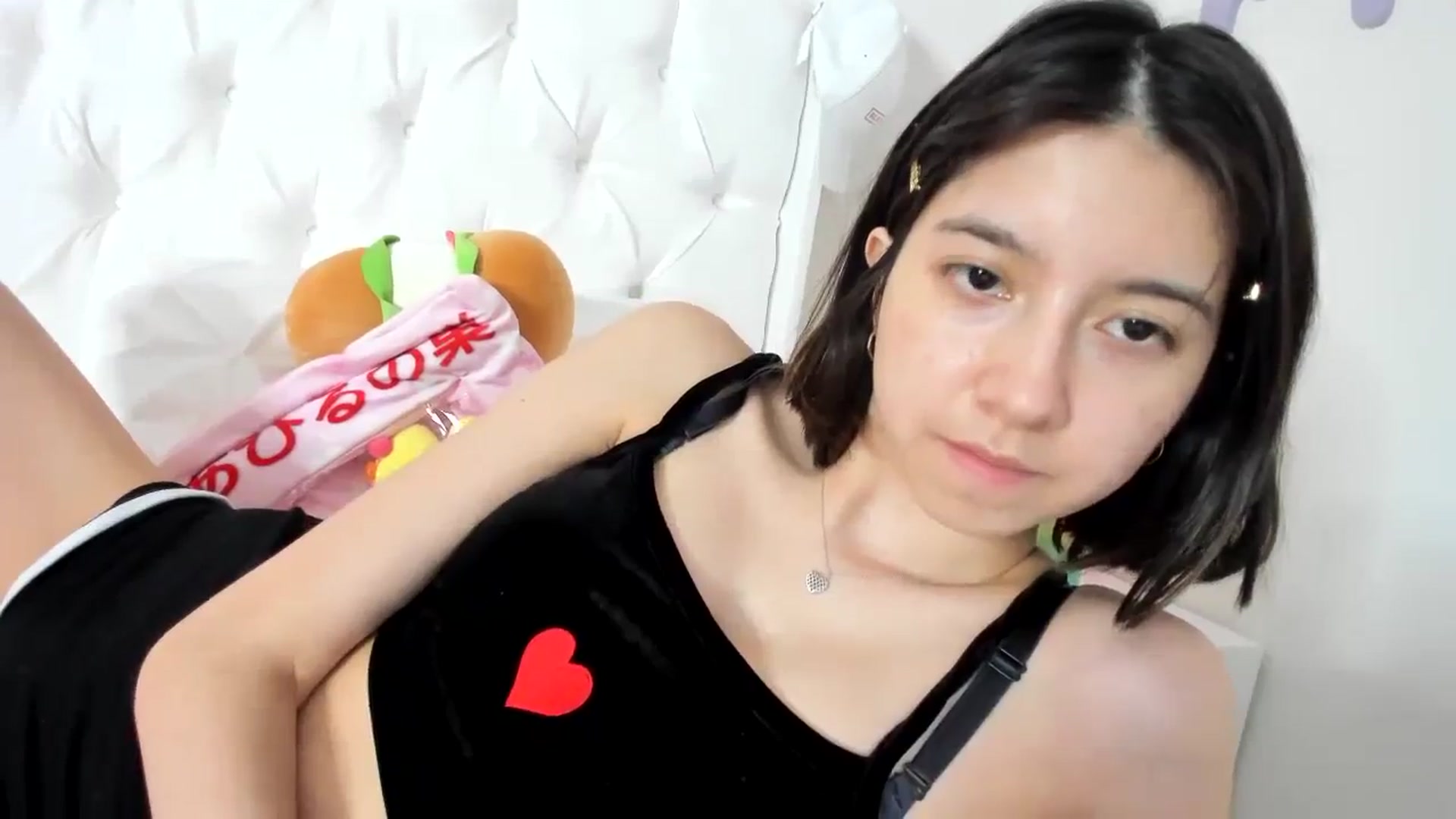 Gallery image thumbnail from Cherrycute666's myfreecams stream on, 09/12/2023, 06:30 image 16 of 20