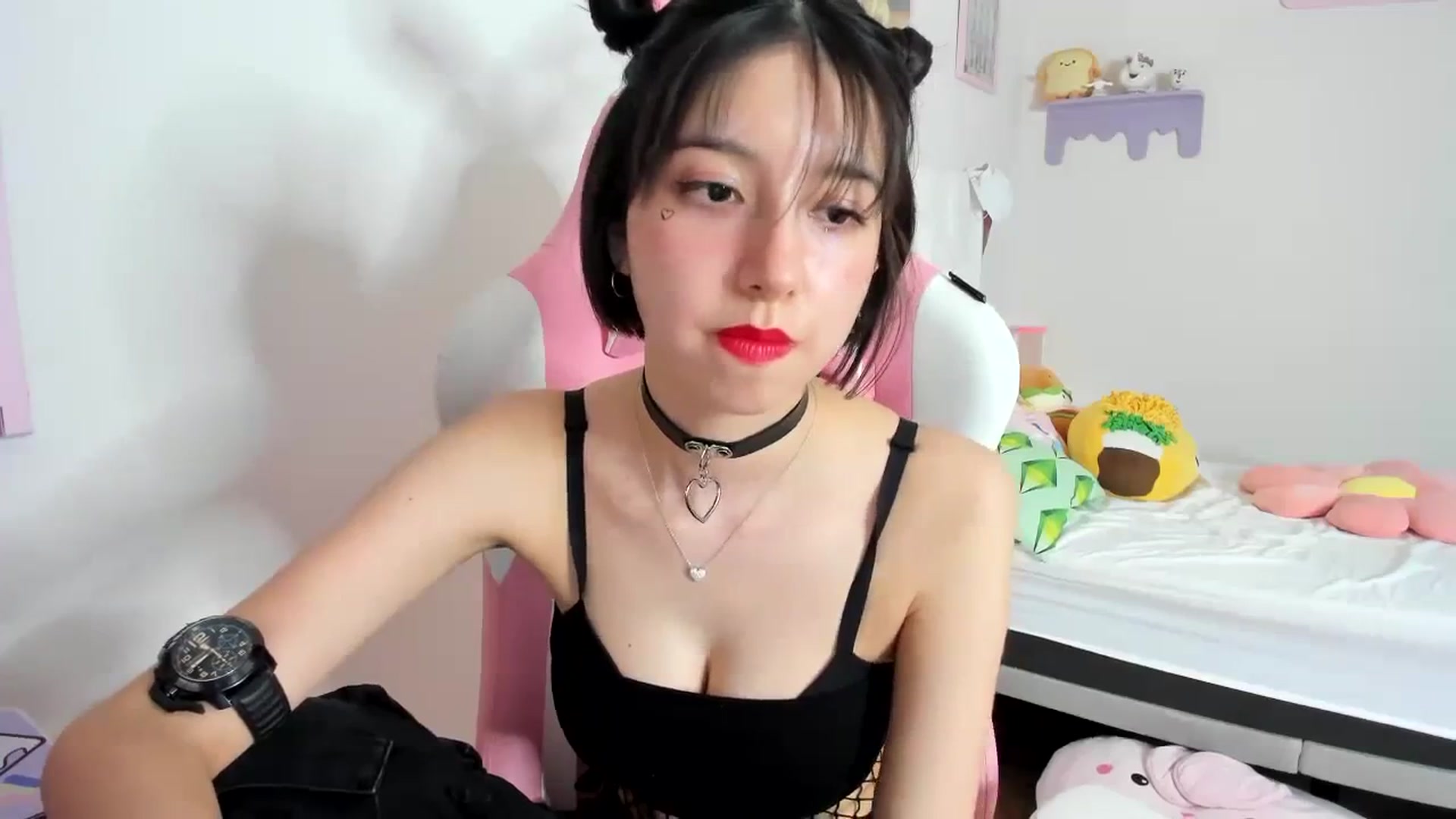 Gallery image thumbnail from Cherrycute666's myfreecams stream on, 09/13/2023, 03:57 image 5 of 20