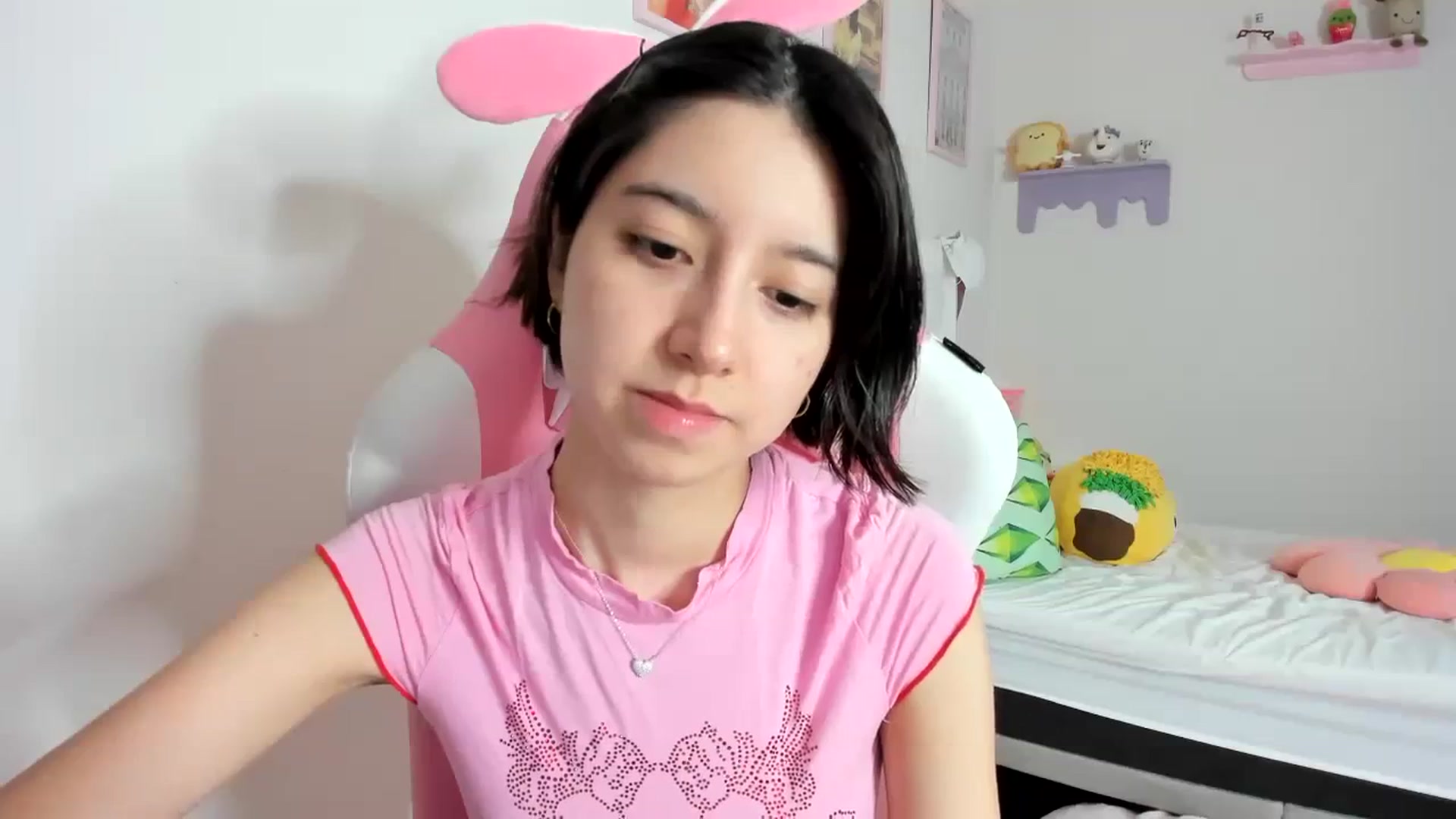 Gallery image thumbnail from Cherrycute666's myfreecams stream on, 09/13/2023, 09:19 image 9 of 20