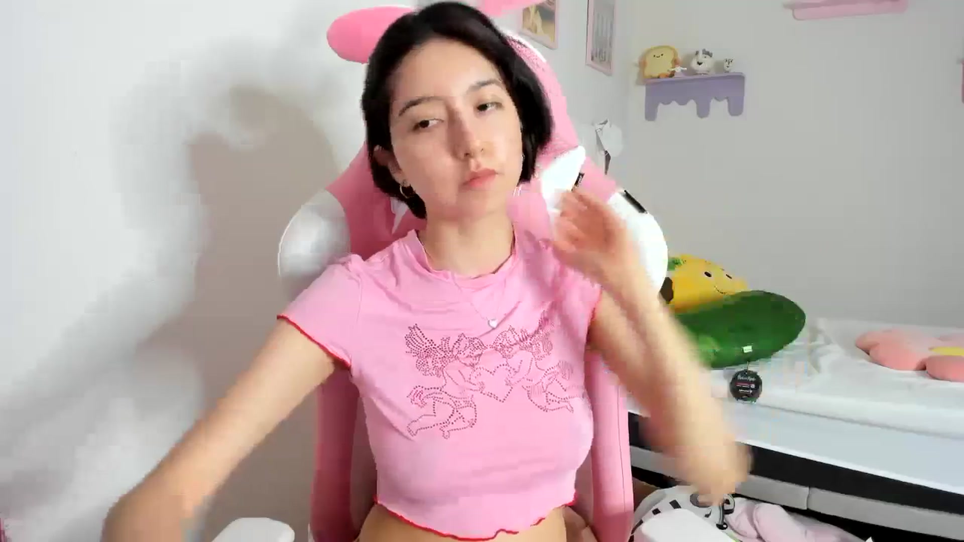 Gallery image thumbnail from Cherrycute666's myfreecams stream on, 09/14/2023, 02:01 image 14 of 20