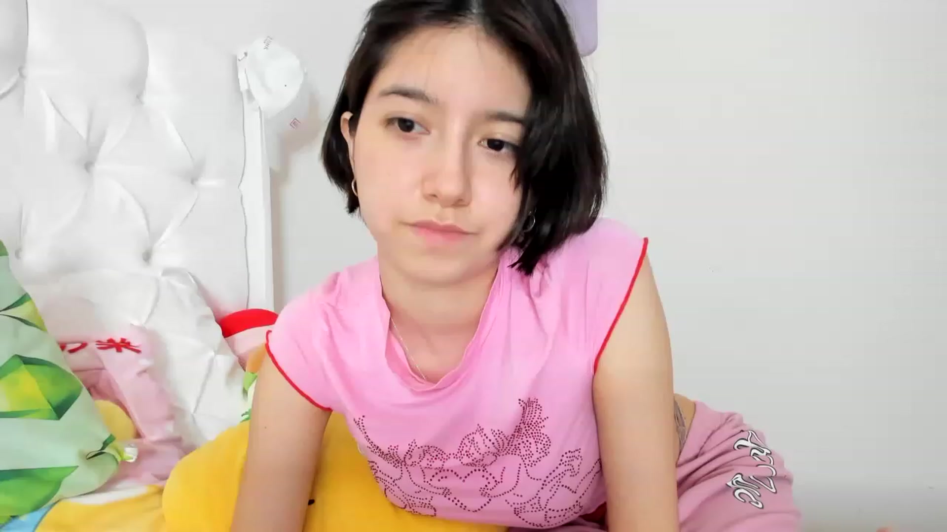 Gallery image thumbnail from Cherrycute666's myfreecams stream on, 09/14/2023, 05:49 image 12 of 20