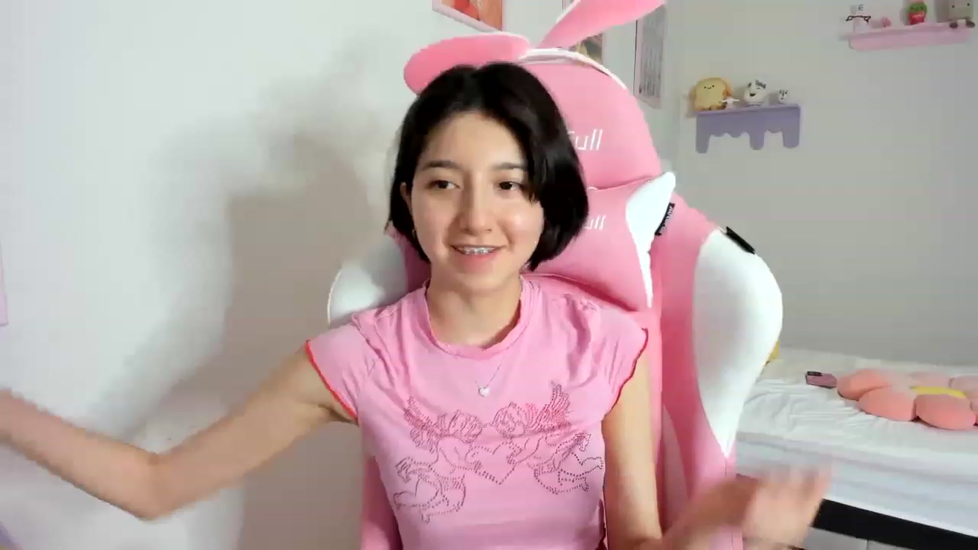 Gallery image thumbnail from Cherrycute666's myfreecams stream on, 09/14/2023, 05:49 image 20 of 20