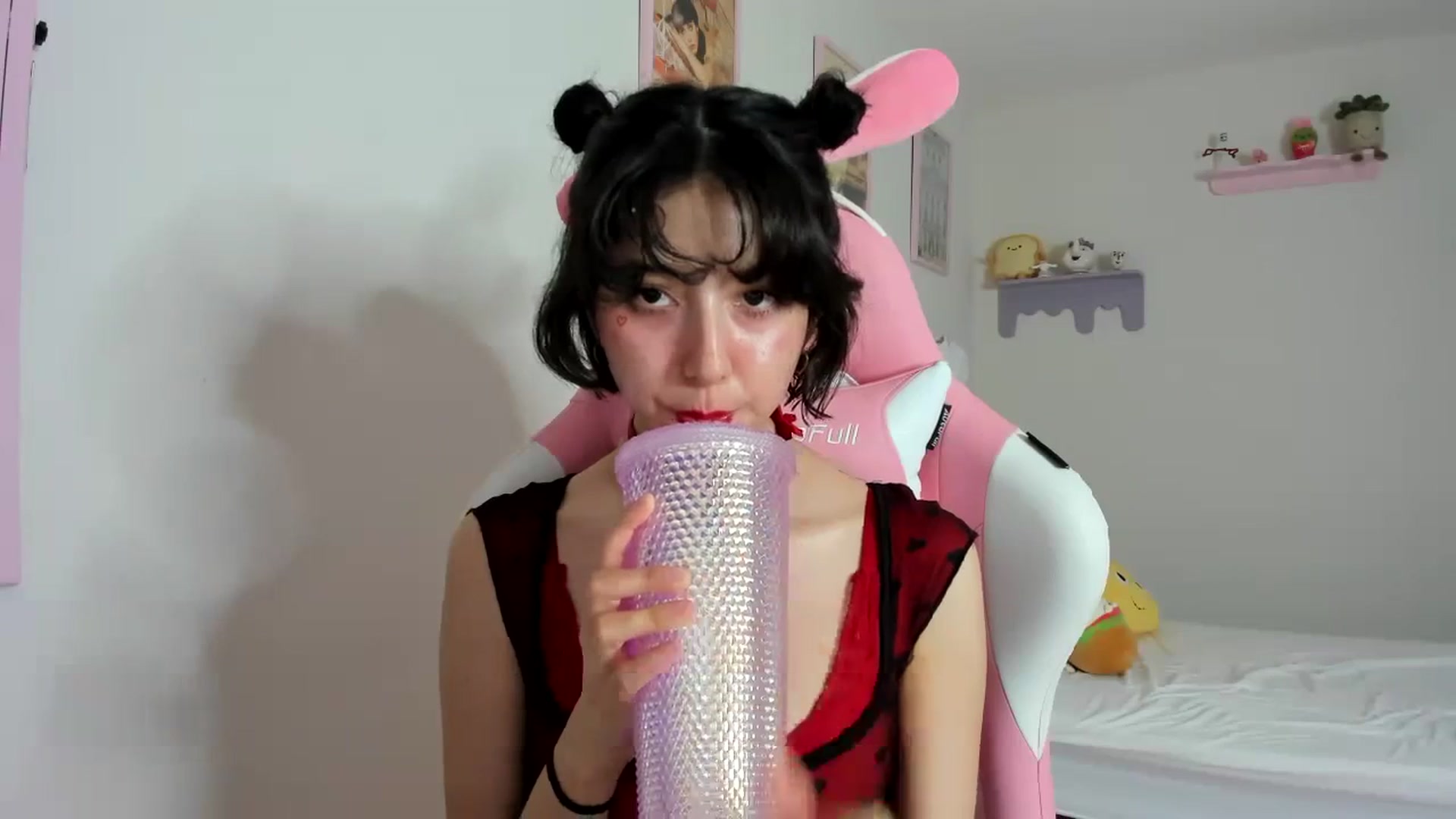 Gallery image thumbnail from Cherrycute666's myfreecams stream on, 09/15/2023, 05:50 image 4 of 20