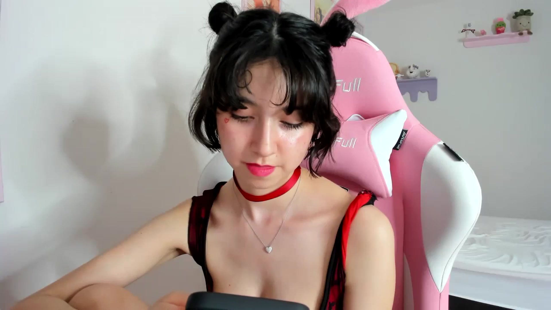 Gallery image thumbnail from Cherrycute666's myfreecams stream on, 09/15/2023, 07:39 image 14 of 20