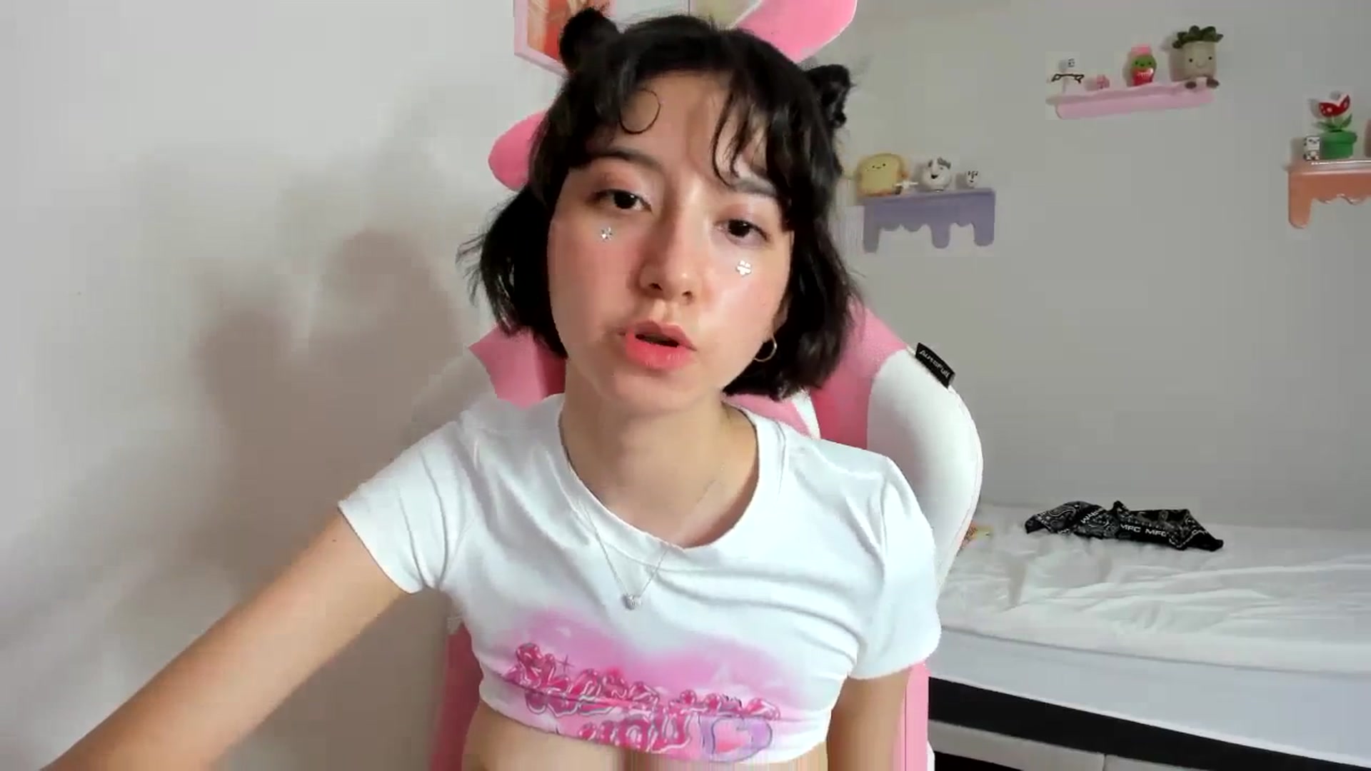 Gallery image thumbnail from Cherrycute666's myfreecams stream on, 09/16/2023, 07:44 image 17 of 20