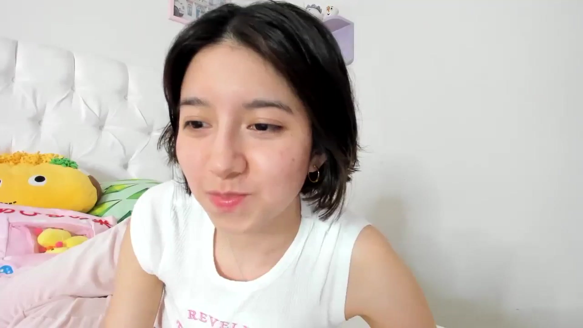 Gallery image thumbnail from Cherrycute666's myfreecams stream on, 09/16/2023, 12:35 image 8 of 20