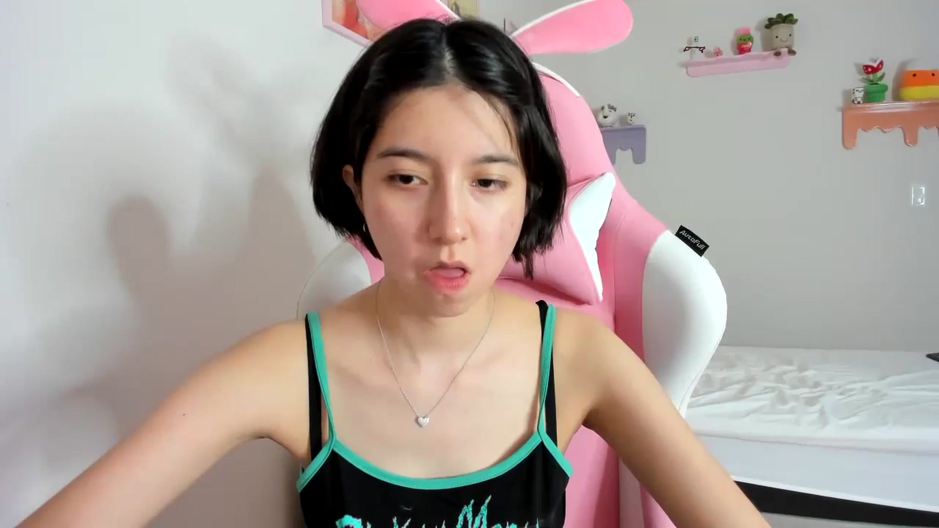 Gallery image thumbnail from Cherrycute666's myfreecams stream on, 09/17/2023, 06:54 image 6 of 20