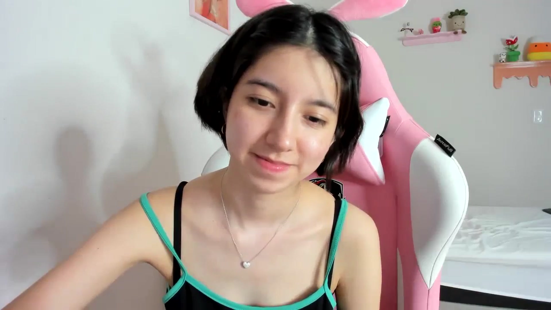 Gallery image thumbnail from Cherrycute666's myfreecams stream on, 09/17/2023, 06:54 image 2 of 20