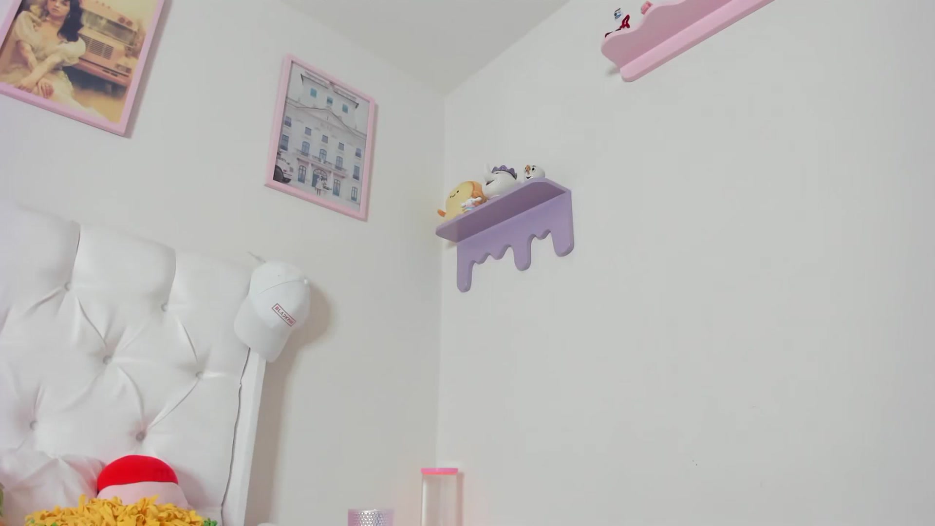 Gallery image thumbnail from Cherrycute666's myfreecams stream on, 09/17/2023, 10:45 image 13 of 20