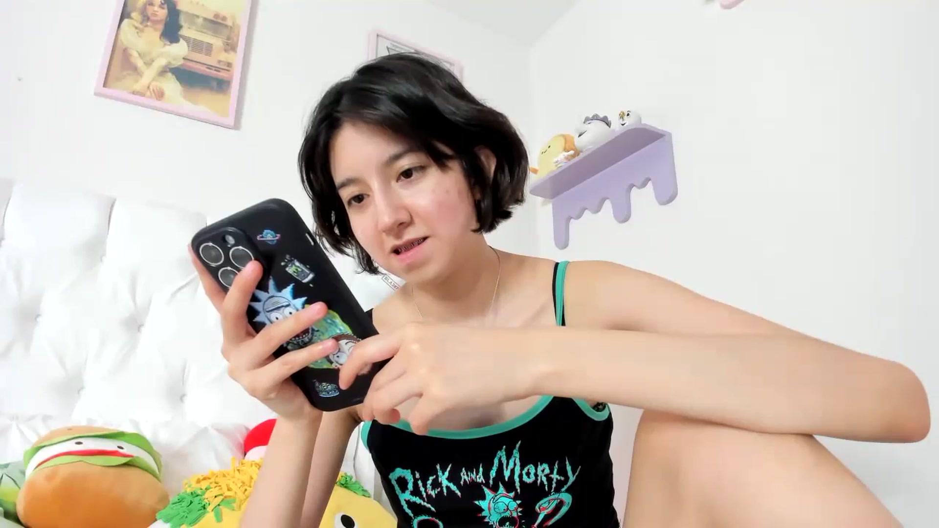 Gallery image thumbnail from Cherrycute666's myfreecams stream on, 09/17/2023, 10:45 image 17 of 20