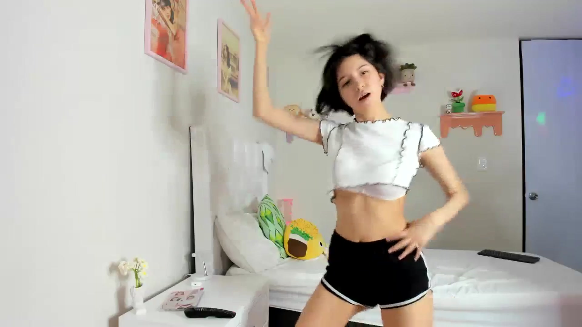 Gallery image thumbnail from Cherrycute666's myfreecams stream on, 09/20/2023, 04:52 image 17 of 20