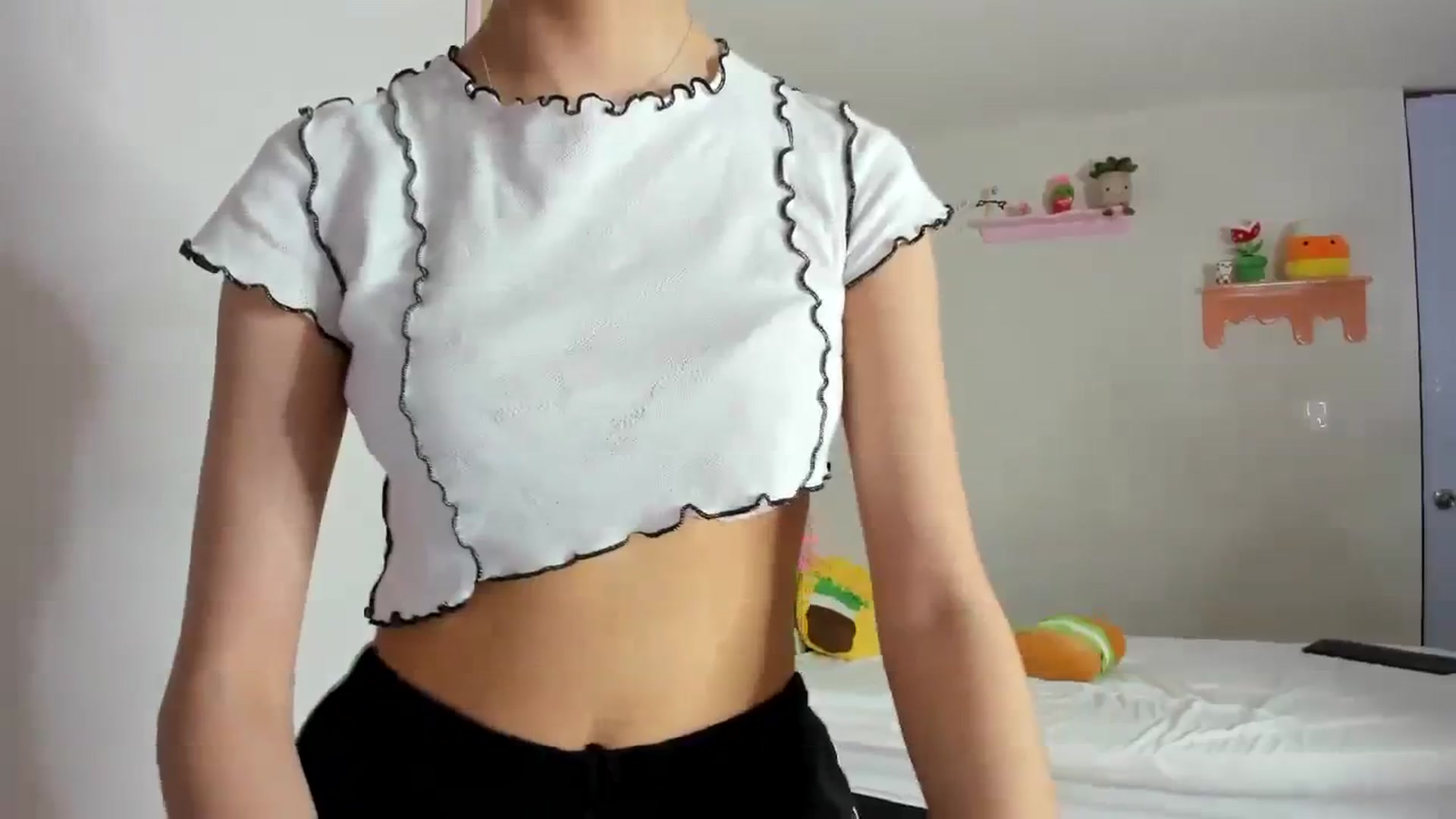 Gallery image thumbnail from Cherrycute666's myfreecams stream on, 09/20/2023, 04:52 image 12 of 20